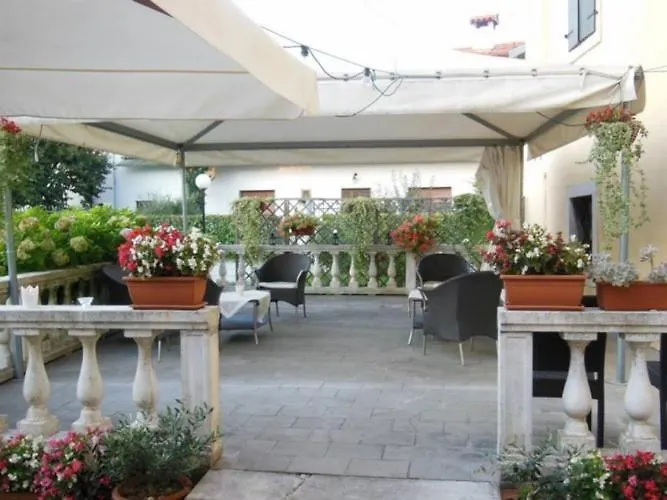 Borgovecchio Κατάλυμα σε φάρμα *